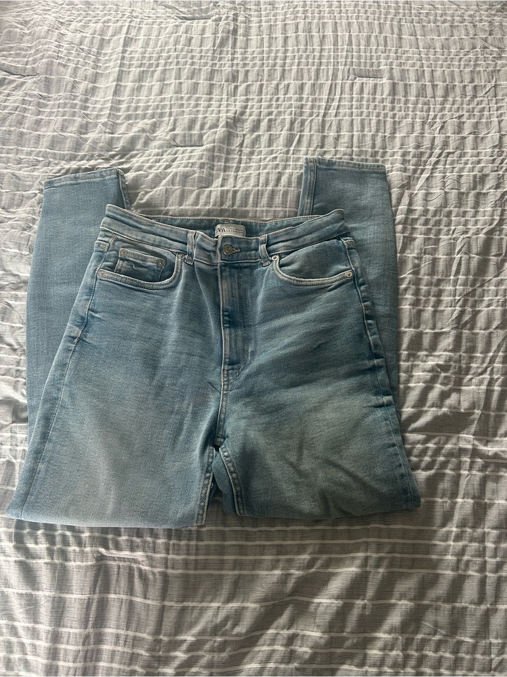 Light Wash Straight Leg Jeans